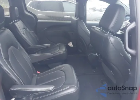 2025 Chrysler Pacifica Select from USA, damaged, VIN 2C4RC1BG6SR566462